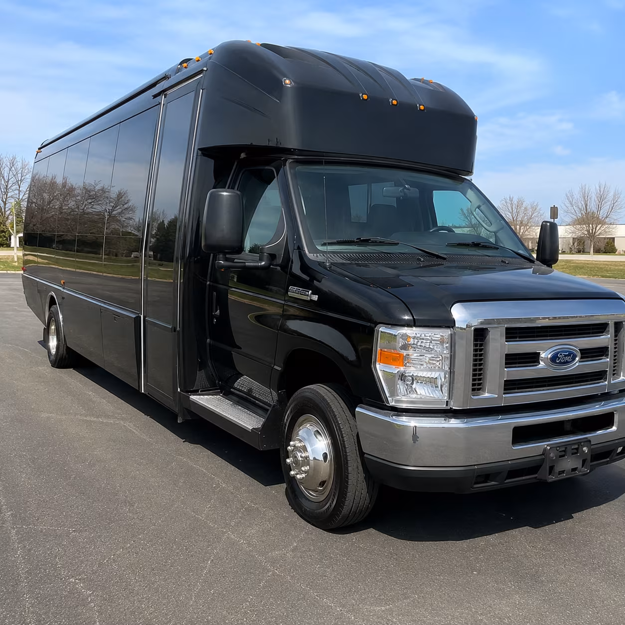 bachelor party bus rentals for golfing and day trips around the citrus heights area