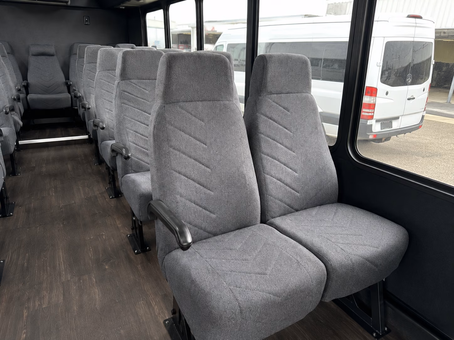 find and book transportation for your next convention or trade show 5