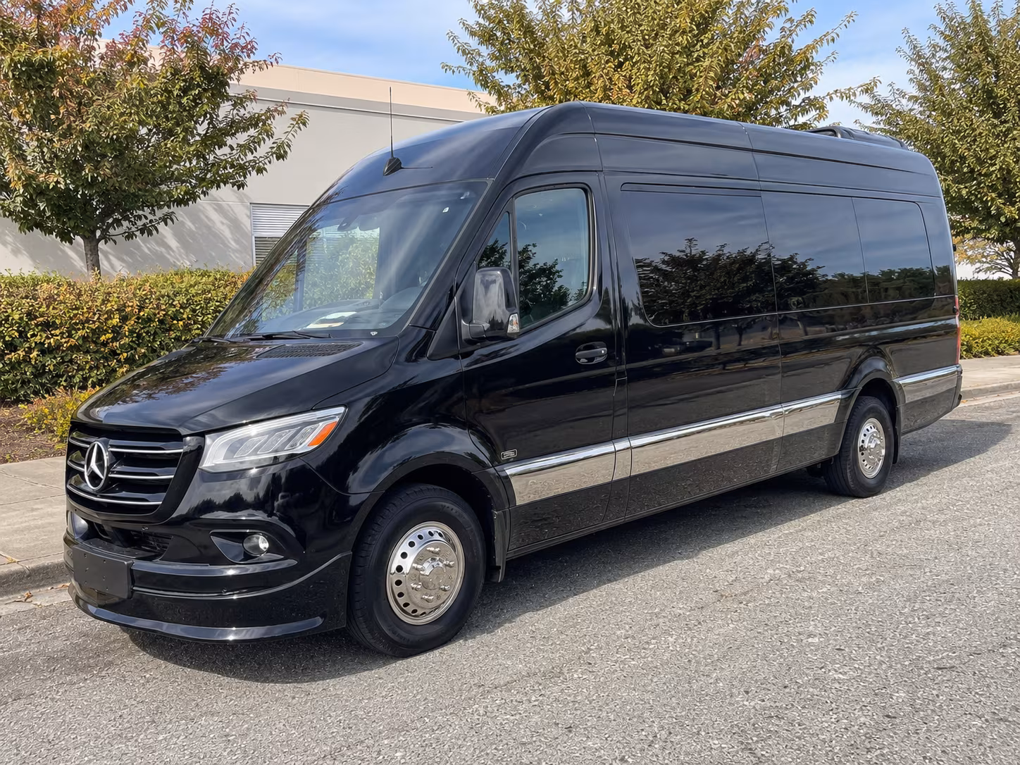 prom night buses serving folsom high school and nearby sacramento area schools