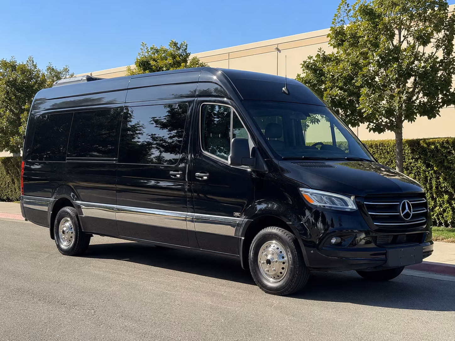 sprinter vans and minibuses for small corporate groups in citrus heights